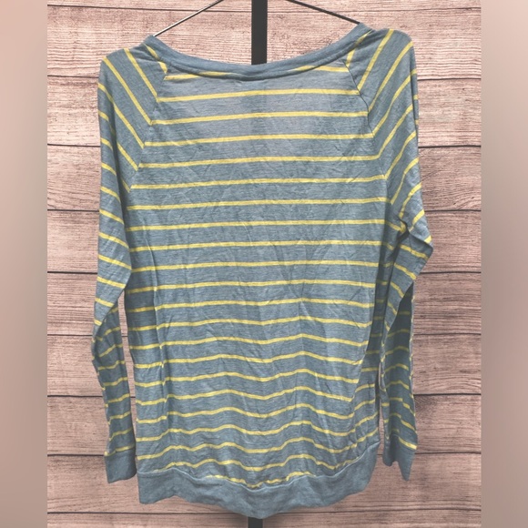 PINK Striped Sweater - Picture 4 of 4